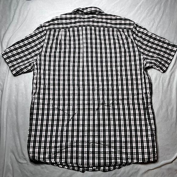L.L. Bean Slightly Fitted Plaid Shirt Large Regular - Picture 2 of 7